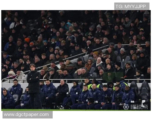 十人热刺4-0哥本哈根,帕利尼亚候补传射,布伦南进球+染红,里沙利松失点