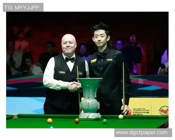 斯诺克世界锦标赛，吴宜泽10-6轻取希金斯登顶，首夺冠军，挣的盆满钵满